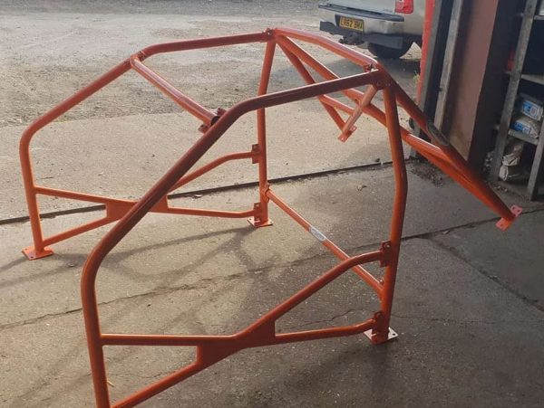 MK5 Ford Fiesta Bolt in Multipoint Competition Roll Cage